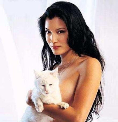 kelly hu. kelly-hu-scorpion-king-picture