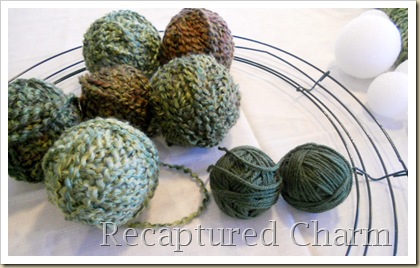 yarn christmas wreath 008a