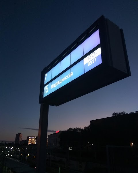 Konsumsi Energi Tinggi: Mengatasi Tantangan dalam Outdoor Fixed LED Display