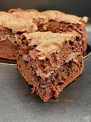 LE FONDANT CHOCOLAT MERINGUÉ