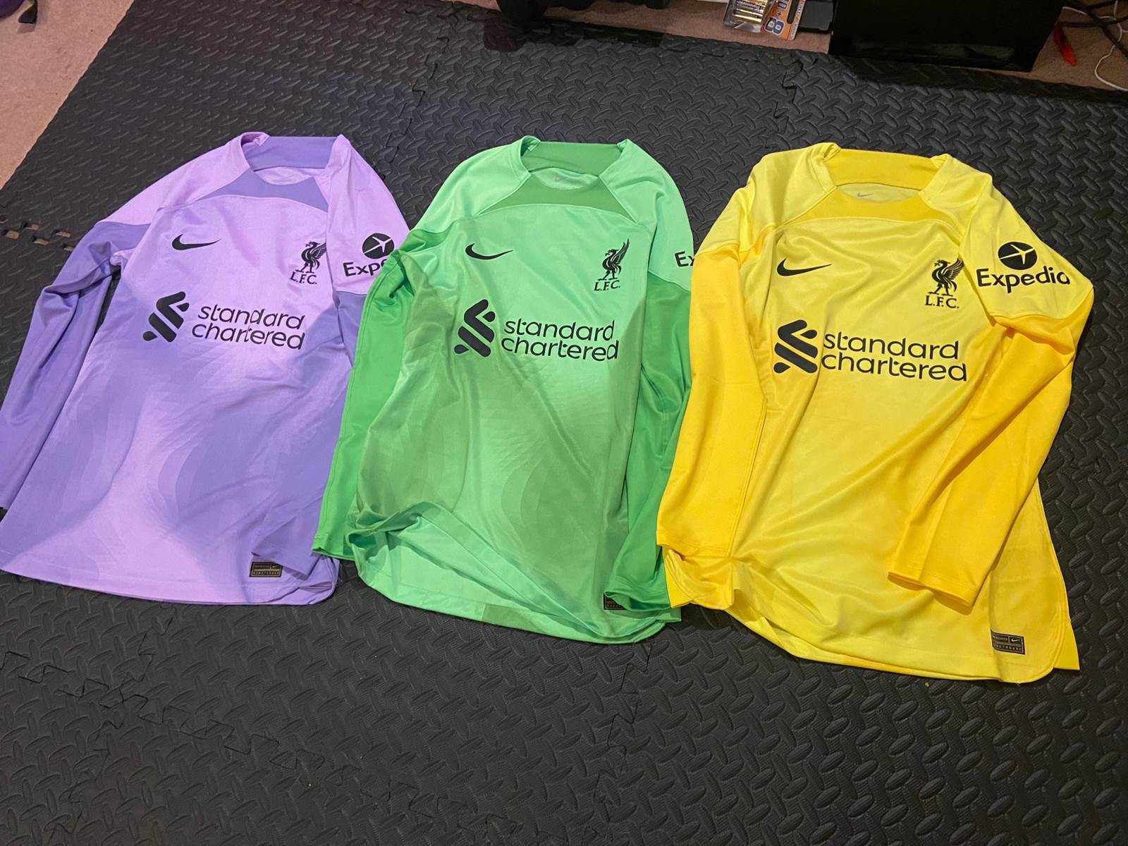 Liverpool 22-23 Goalkeeper Home & Away Kits Released + Third & Fourth  Leaked - Footy Headlines