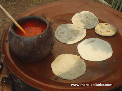 Cocina Tradicional Michoacana y sus Tortillas Bicolores