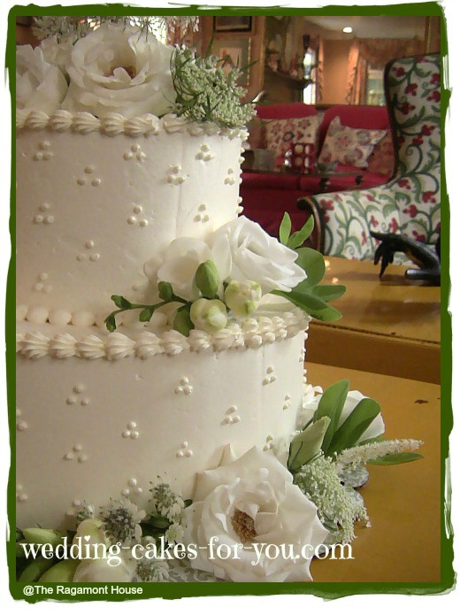  Wedding  Cakes  For You Small  Wedding  Cake  Big On Flavor 