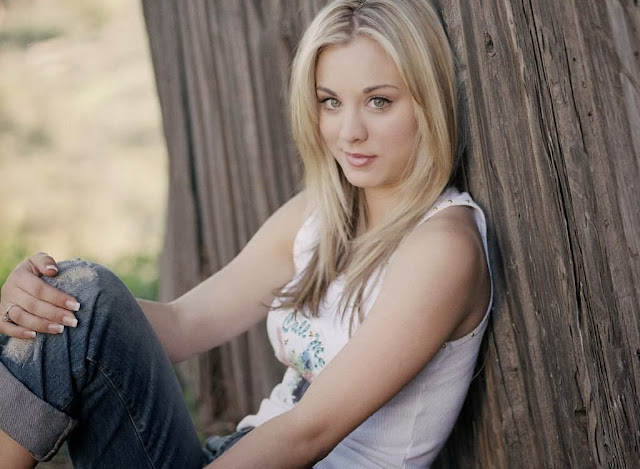 Kaley Cuoco HD Wallpaper Free