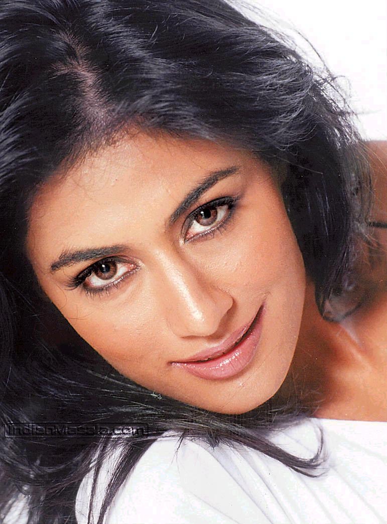 Chitrangda Singh - Images Gallery