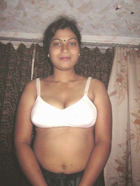 desi indian bhabhi hot Boobs pictures