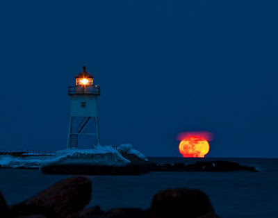 Supermoon Photos From Around The World Seen On  www.coolpicturegallery.us