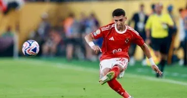 كوكا يعود لوسط الأهلي وعبد القادر تحت التحصين قبل إغراء الزمالك