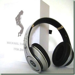 Beats-By-Dr.Dre-Studio-High-Definition-Headphones-Limited-Edition-Michael-Jackson-From-Monster_07