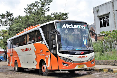 Foto Bus New Shantika 3C Mclaren