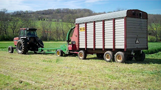 tractor chopper wagon