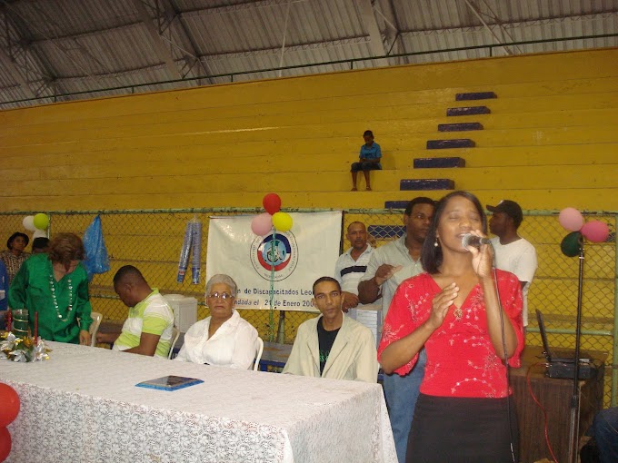 La cantante cristiana Sarah presentó varios conciertos en Iglesias e instituciones sin fines de lucros de San Cristóbal