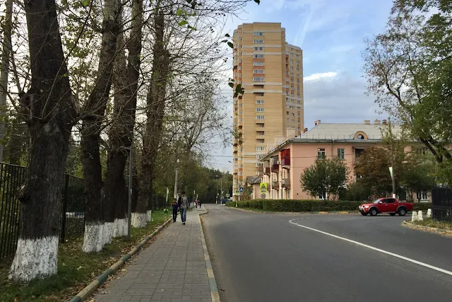 Котельники, микрорайон Белая Дача, 1-й Покровский проезд
