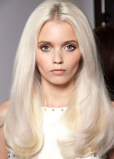 Womens Blonde Hairstyles for 2012