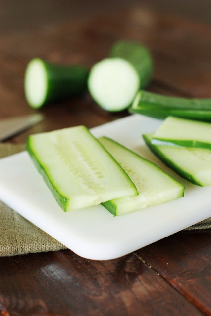t been doing really good amongst this lately  Low-Carb Smoked Turkey & Cucumber Sandwiches