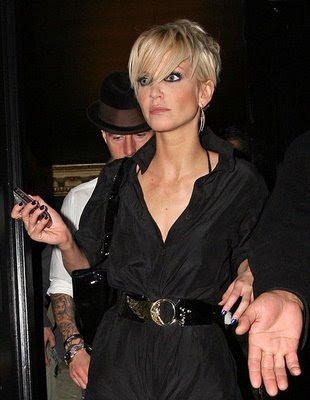 2009 Hairstyle - short sleek razor cut bob. Her razor cut bob haircut is