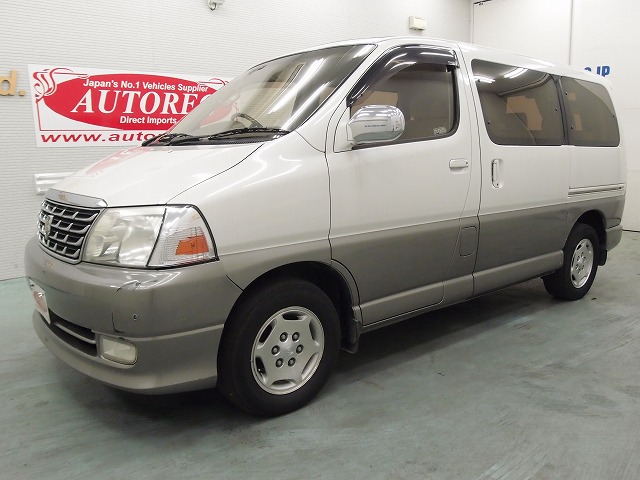 Toyota Grand Hiace