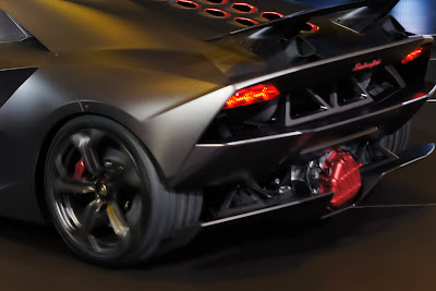 Lamborghini Sesto Elemento