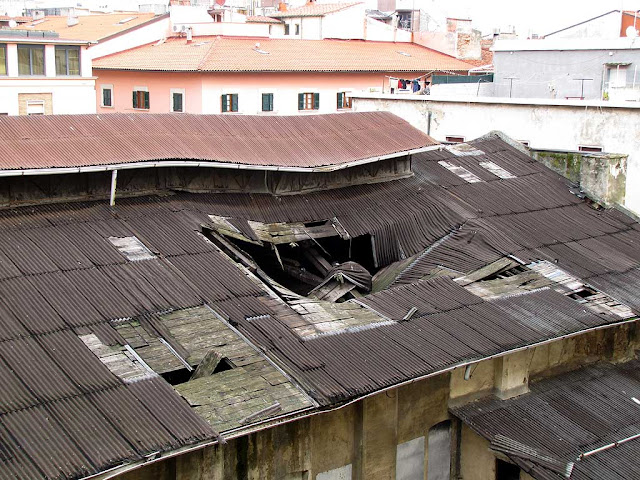 Collapsed roof, Livorno