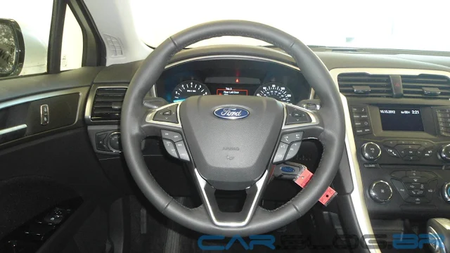 carro Fusion Ford - interior