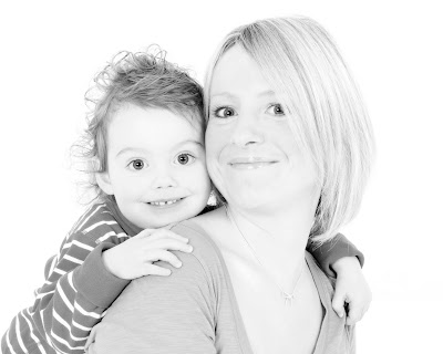 mother and toddler, happy photographs, baby pictures, kirriemuir
