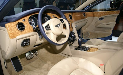 2011_Bentley_Mulsanne_Interior_Dashboard_View