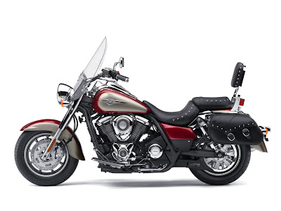 2011-Kawasaki-Vulcan-1700-Classic-LT-Metallic-Imperial-Red