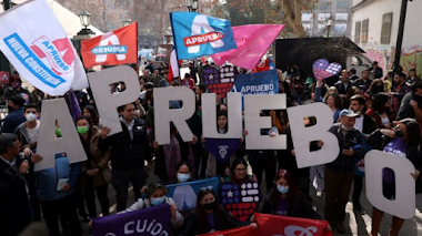 CHILE EN VÍSPERAS DE UNA NUEVA CONSTITUCIÓN