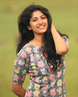 Actress Roshini sharma hd photos