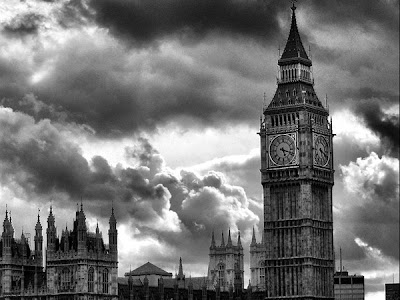 Big Ben and the sky photography by paweldomaradzki