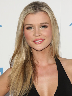 Joanna Krupa Hairstyles