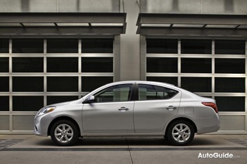 2012VERSA