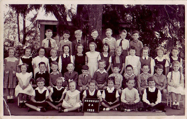 I look quite chuffed with myself in this shot. My second cousin, Graeme, is third from the right in the second row. His mother is my father's cousin and she married his best mate, Bill when they got back from New Guinea with the army in 1945.