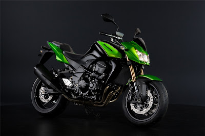 2011 Kawasaki Z750R Official Photos