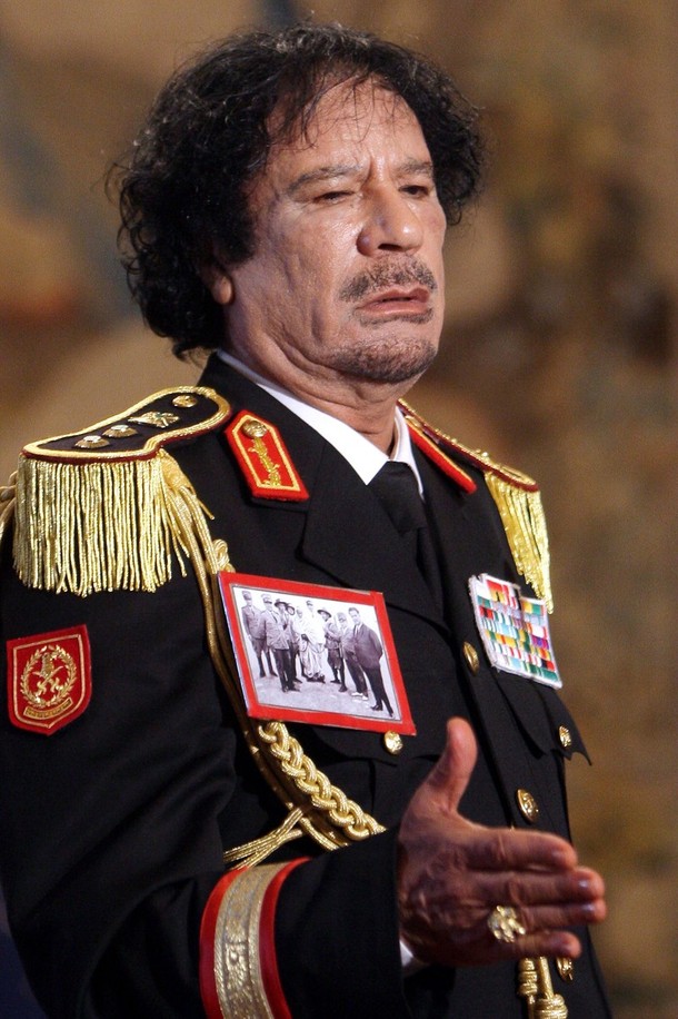 muammar gaddafi shot dead