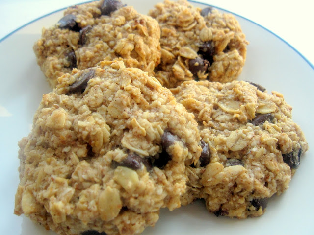 Oatmeal Chocolate Chip Cookies [Gluten-Free!]