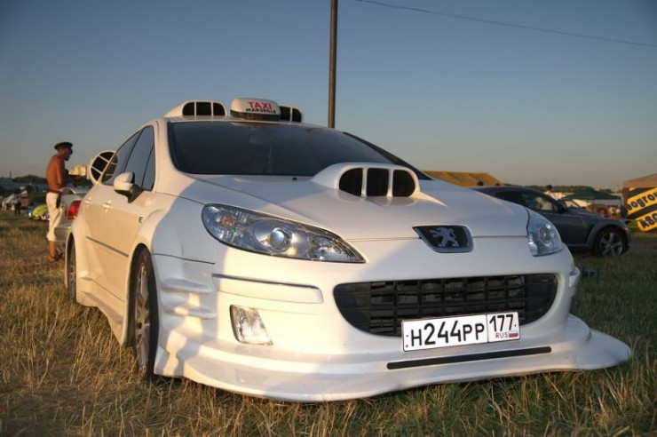 Peugeot 407 From Taxi This car is a taxi from RUSSIA