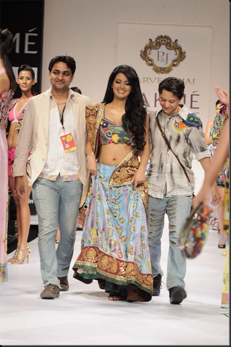 Lakme Fashion Week 2011 pics1