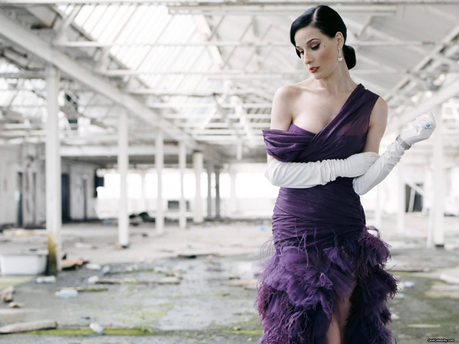 Dita Von Teese Wallpapers