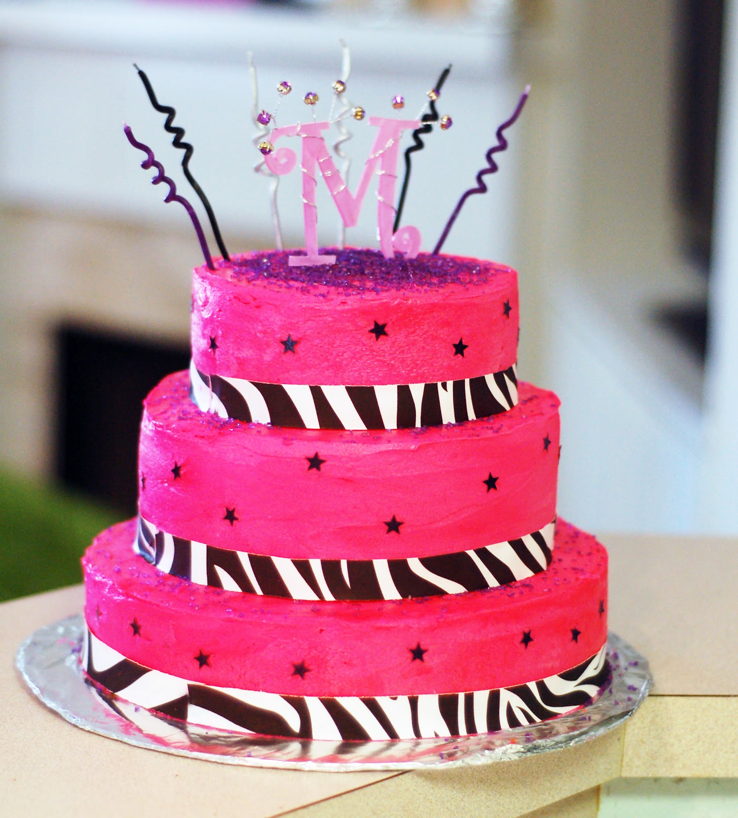chocolate cake decorating ideas easy Meredith's pink rockstar cake