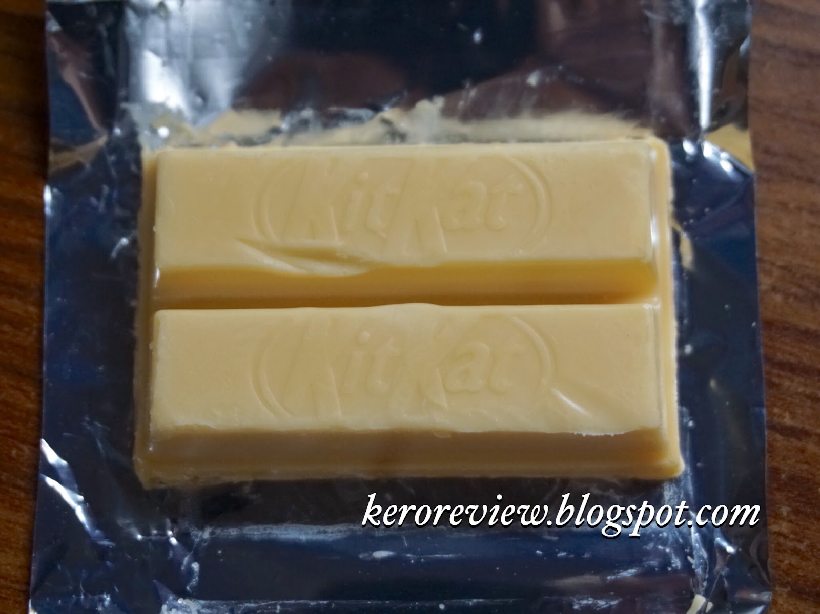 รีวิว คิทแคท เวเฟอร์เคลือบช็อกโกแลต รสอิโยกัง ส้ม จำนวนจำกัด (CR) Review Limited Edition Chocolate Covered Wafer Iyokan Orange Flavor, KitKat Brand.