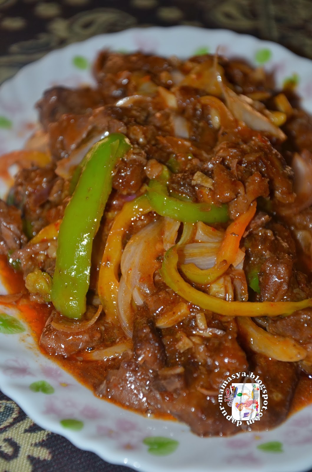 Dapur Mamasya: Daging Masak Merah Ala Thai.Simple je