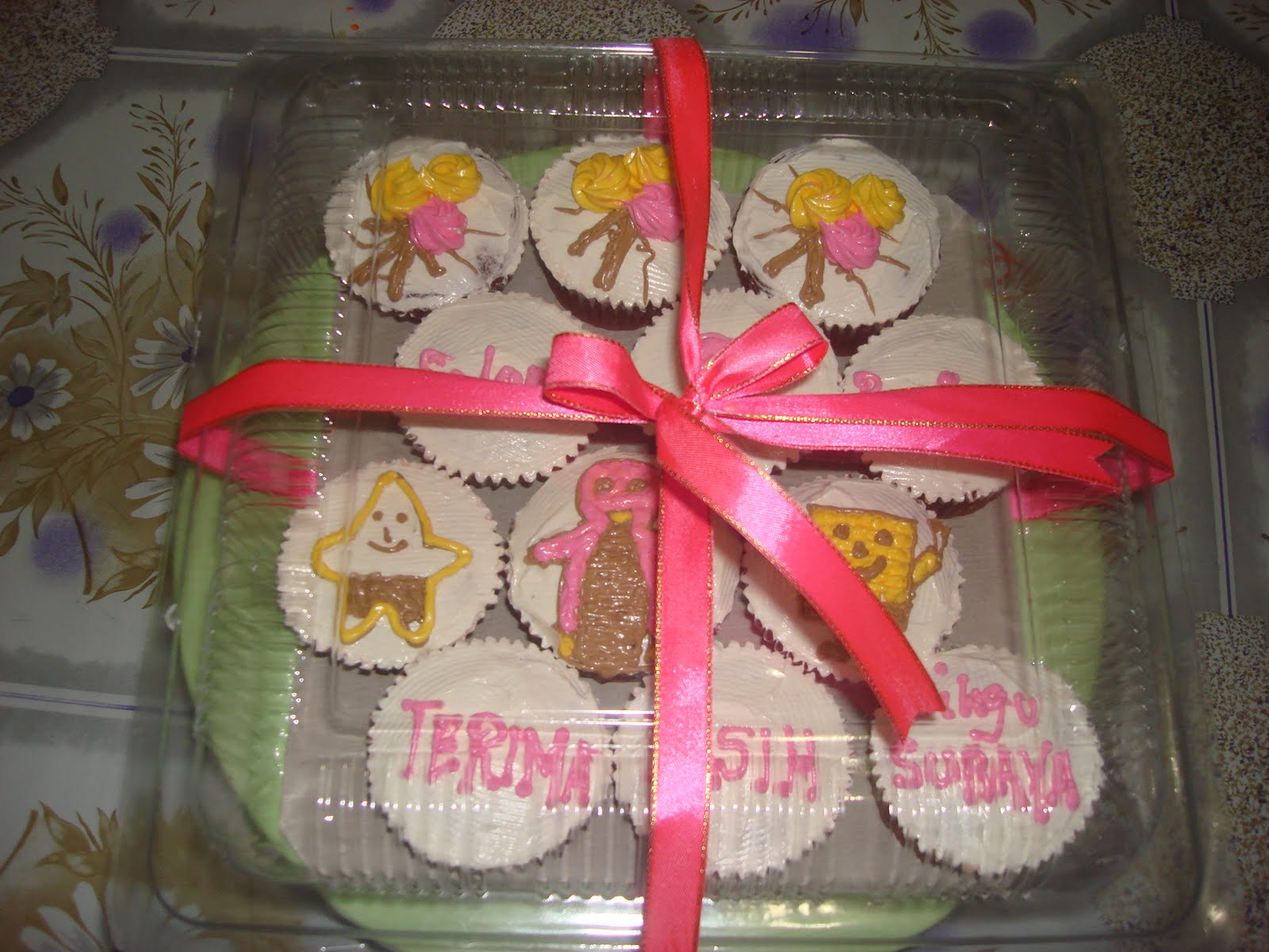 Sabasofian simplecakes: red velvet cupcakes