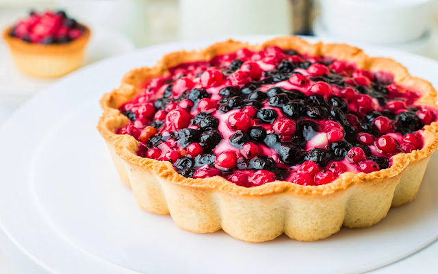 How To Make Berry Pie at Home