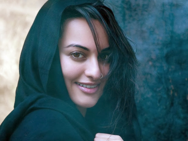 Sonakshi_Sinha Hot Pictures