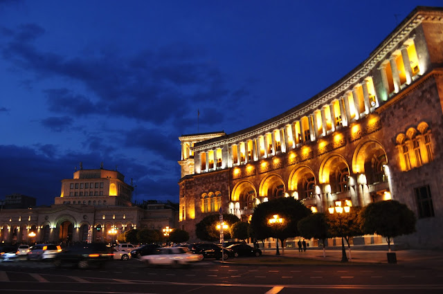 Beautiful Night Photos of Yerevan Armenia