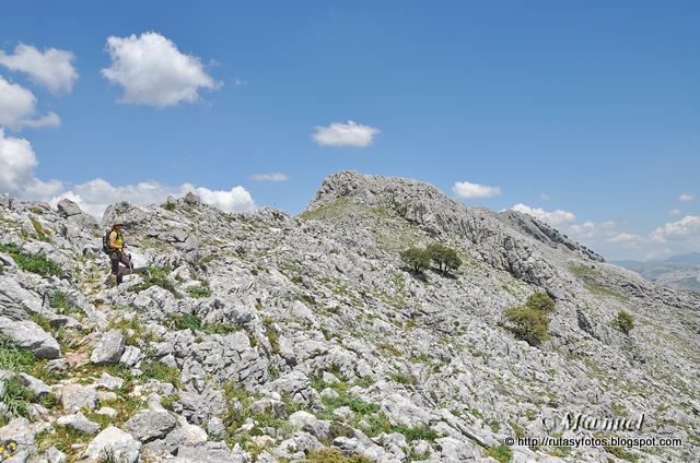 Circular Sierra Blanquilla y ascenso al Martin Gil