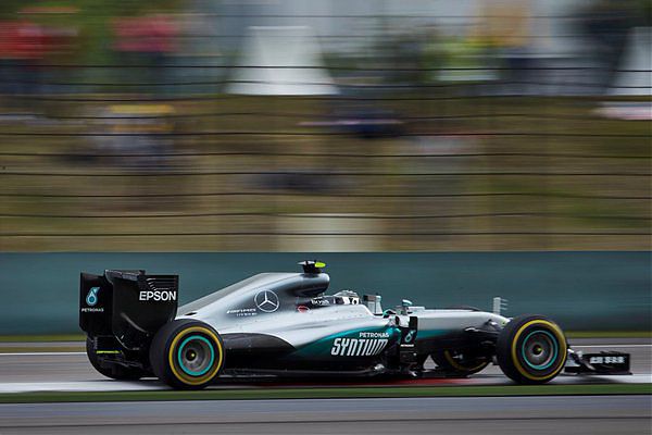 F1: Rosberg il più veloce nelle prove libere del Gp di Spagna