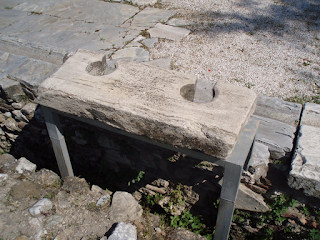 Atina'da Eski Çağ tuvaleti