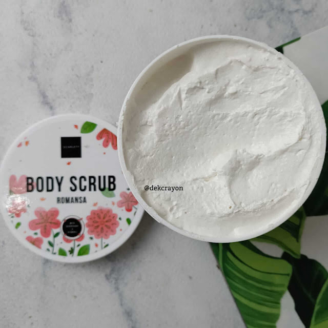 review scarlett whitening scrub